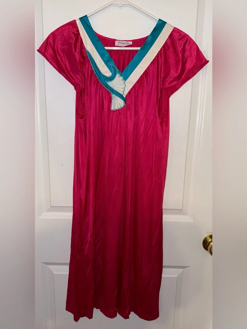 Vanity Fair Vtg Pink/Teal Satin Button Front PJ Robe and Nightgown‎ Size Small